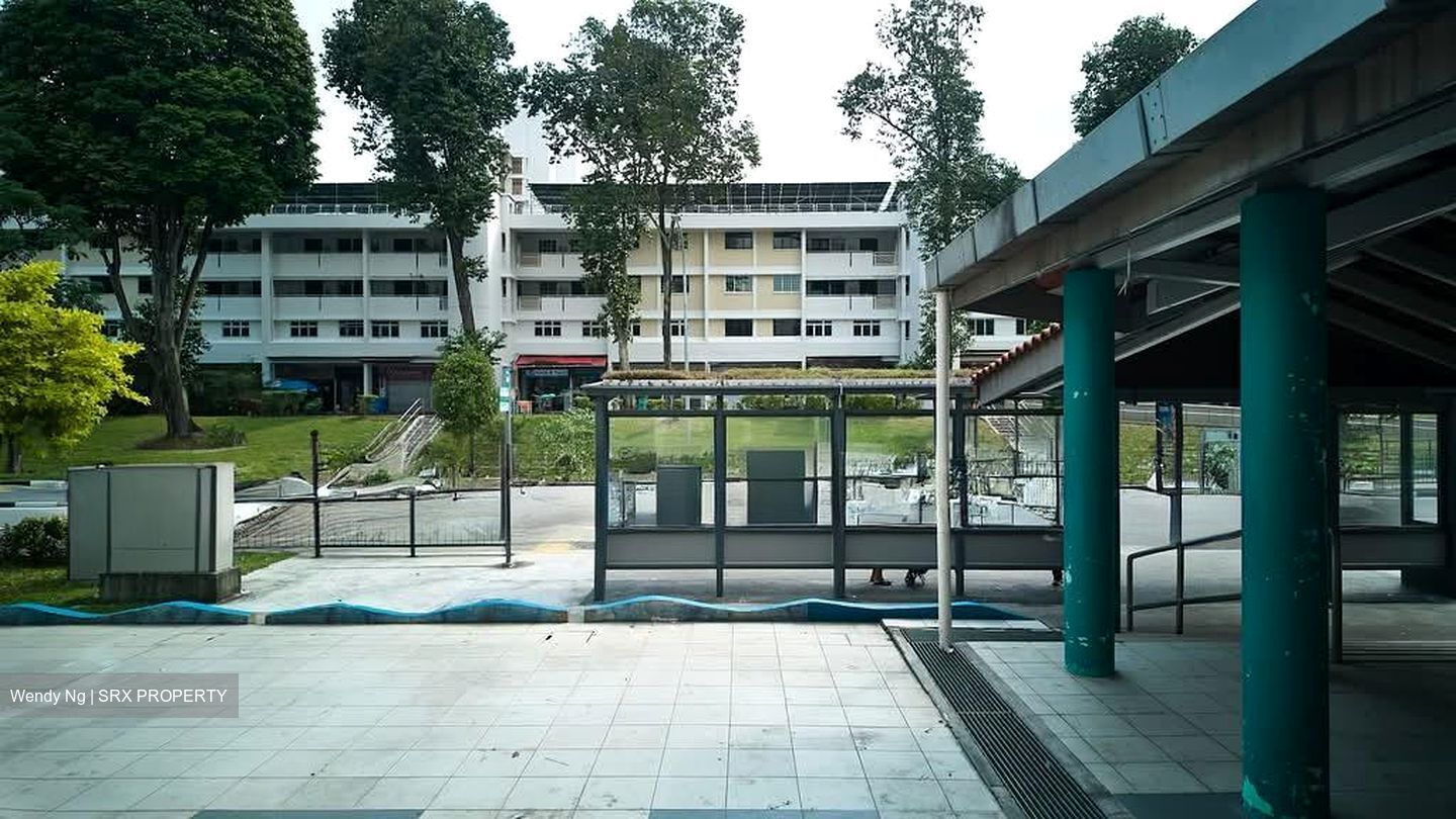 Bedok North Street 3 (D16), Shop House #576592681